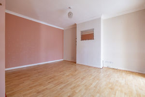 Lounge- click for photo gallery